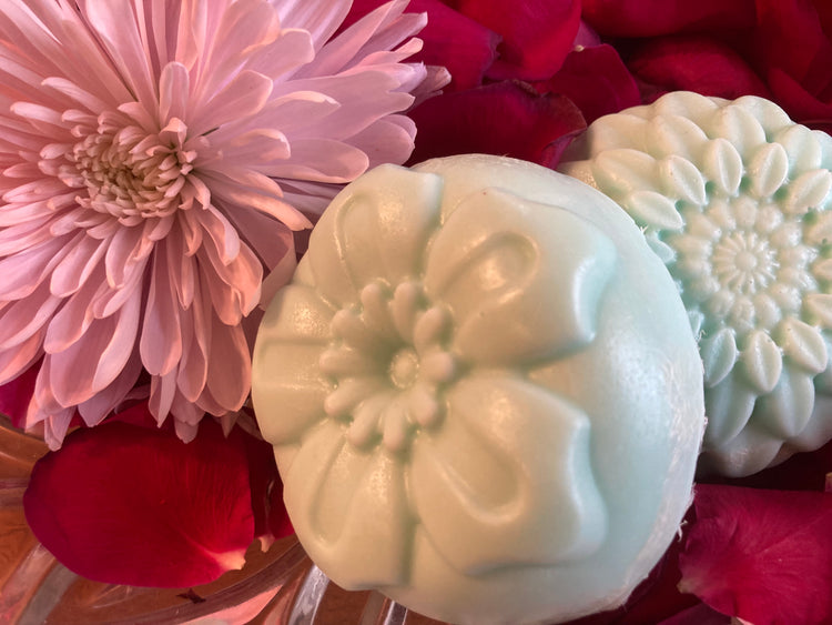Peppermint, Eucalyptus & Tea Tree BouquetLoofah Soap