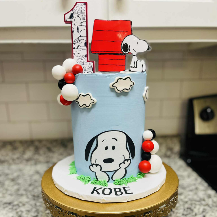 Peanuts (Snoopy) Inspired Character Cake Topper